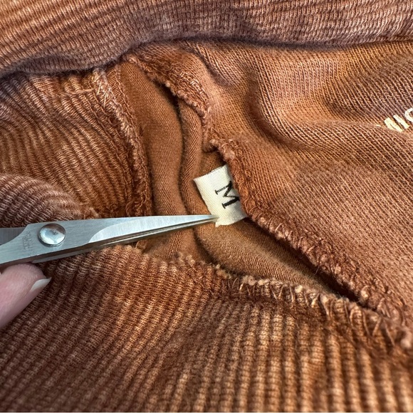 Michael Leu Collection Lightweight Soft Tan Brown Shell Button Cardigan Sz M - Picture 6 of 8